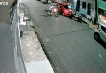 Criminoso em moto assalta estudantes em rua próxima do Terminal 4, em Manaus; veja vídeo