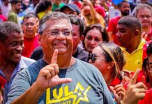 Flávio Dino suspende lei do Amazonas que proíbe linguagem neutra nas escolas