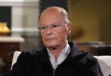 Fundador da Igreja Universal, bispo Edir Macedo teria filho fora do casamento, diz site Imagem: Reprodução / Record