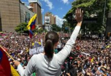 Oposição da Venezuela retoma protestos contra Maduro nas ruas