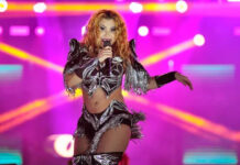 Cantora Joelma sofre acidente e fará show em cadeira de rodas