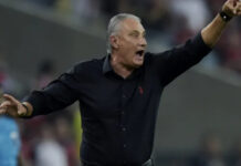 “Dói no lado humano”, diz Tite sobre xingamentos no Maracanã